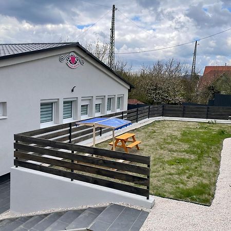 Malnahome Wellness Apartman Szob Экстерьер фото